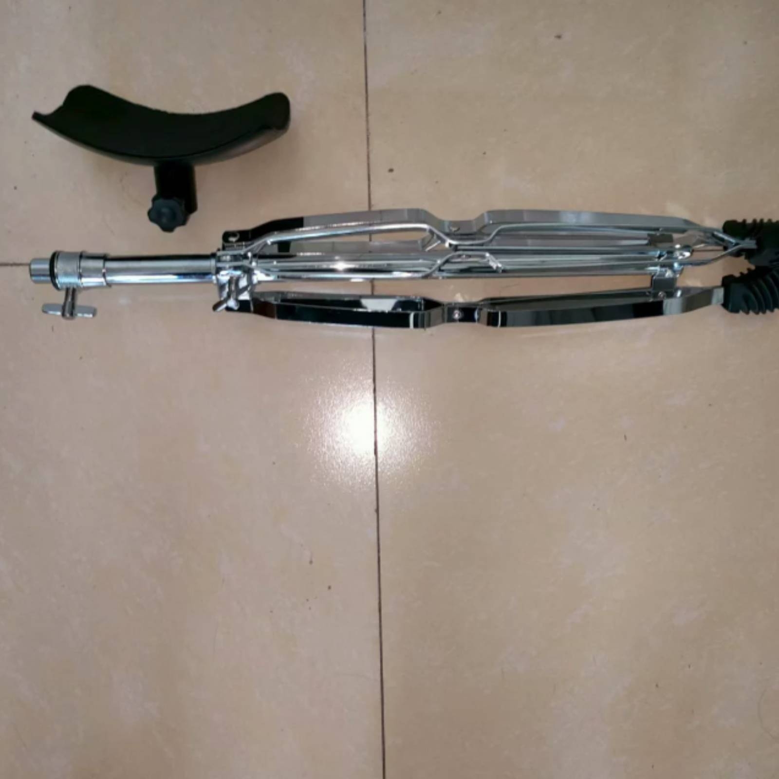 Supporto Pieghevole a Treppied - Musical Instrument Euphonium recensione e prezzo